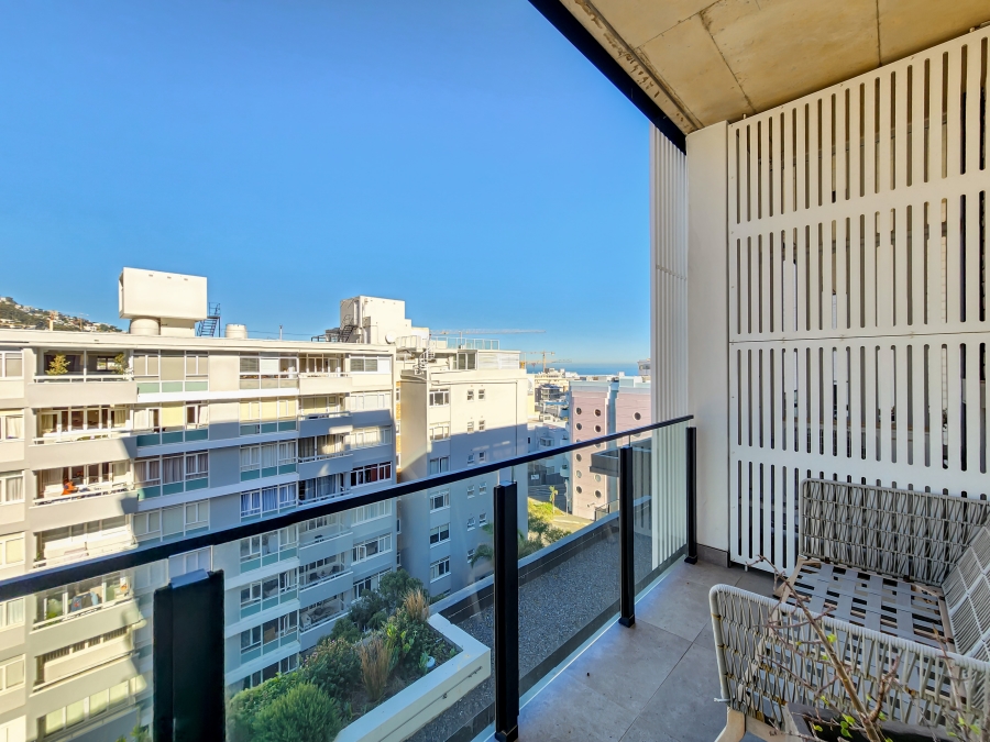 2 Bedroom Property for Sale in Sea Point Western Cape